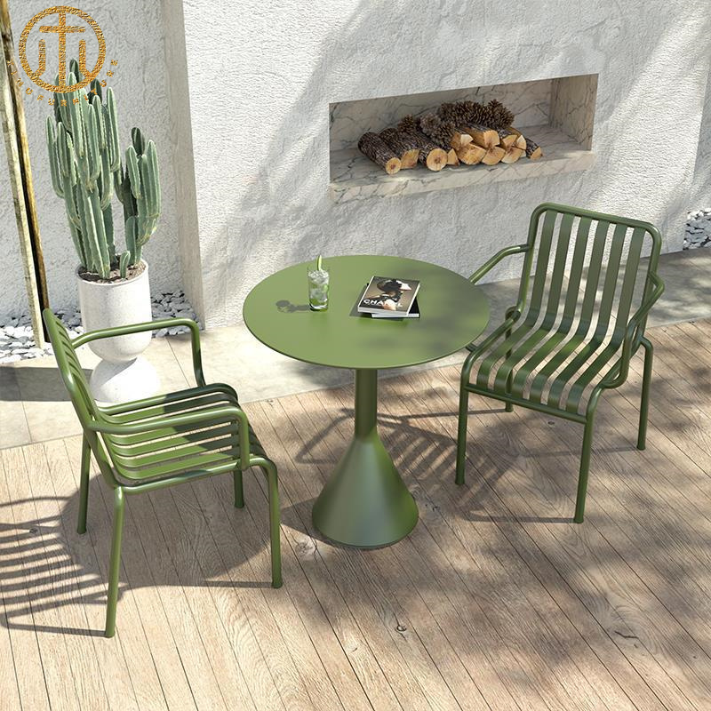 Nordic Modern Minimalist Outdoor Small Round Wrought Iron Coffee Table