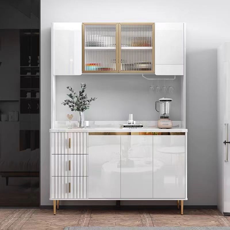 Minimalist Slate White Rectangular Cabinets in The Kitchen